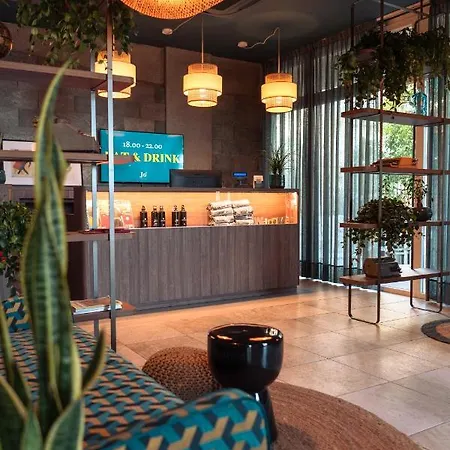 Hotel Jolly Roger