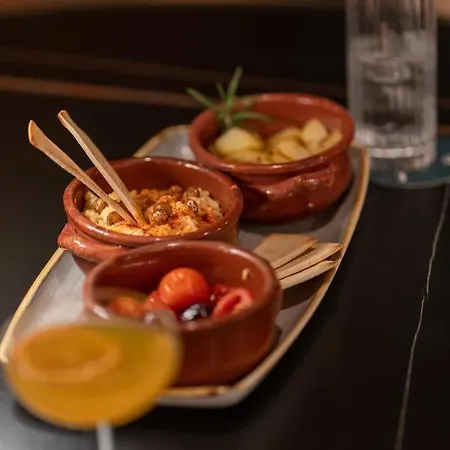 Jolly Roger Hotell 3*