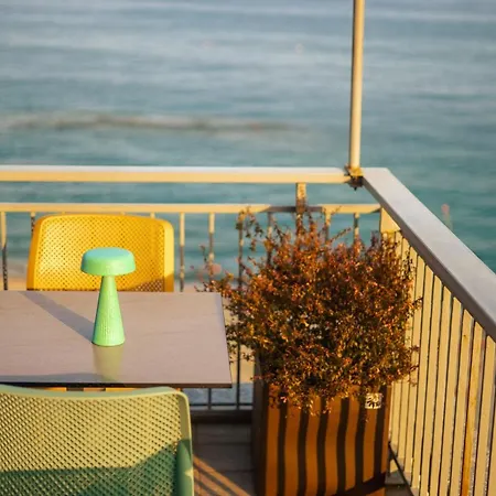 Jolly Roger 3* Pietra Ligure