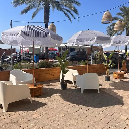 Otel Jolly Roger Pietra Ligure