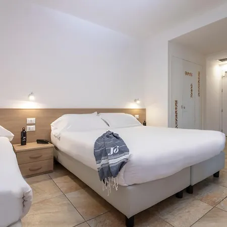 Jolly Roger 3* Pietra Ligure