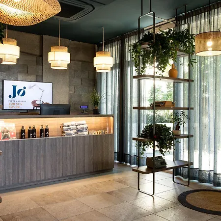 Jolly Roger Otel 3*