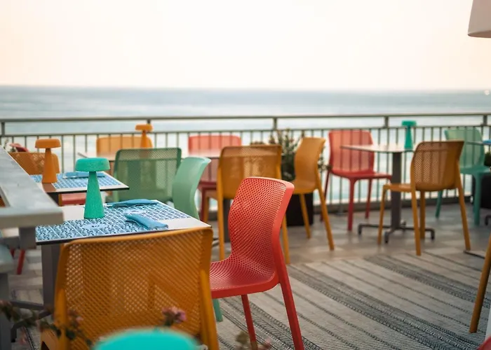 Hotel Jolly Roger 3*