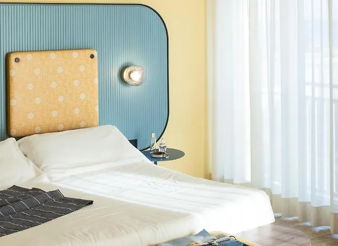 Hotel Jolly Roger 3*