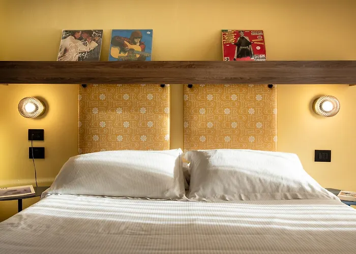 Jolly Roger Hotel 3*