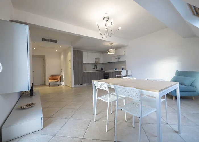 Hotel Jolly Roger Pietra Ligure